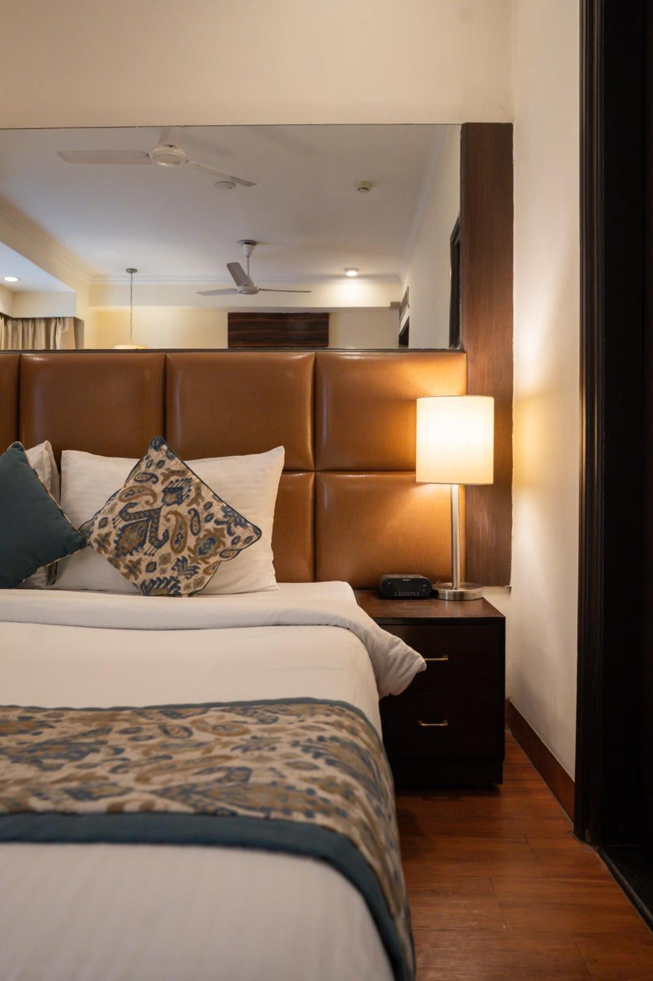 Ahuja Residency Cyber City II Gurgaon Luaran gambar