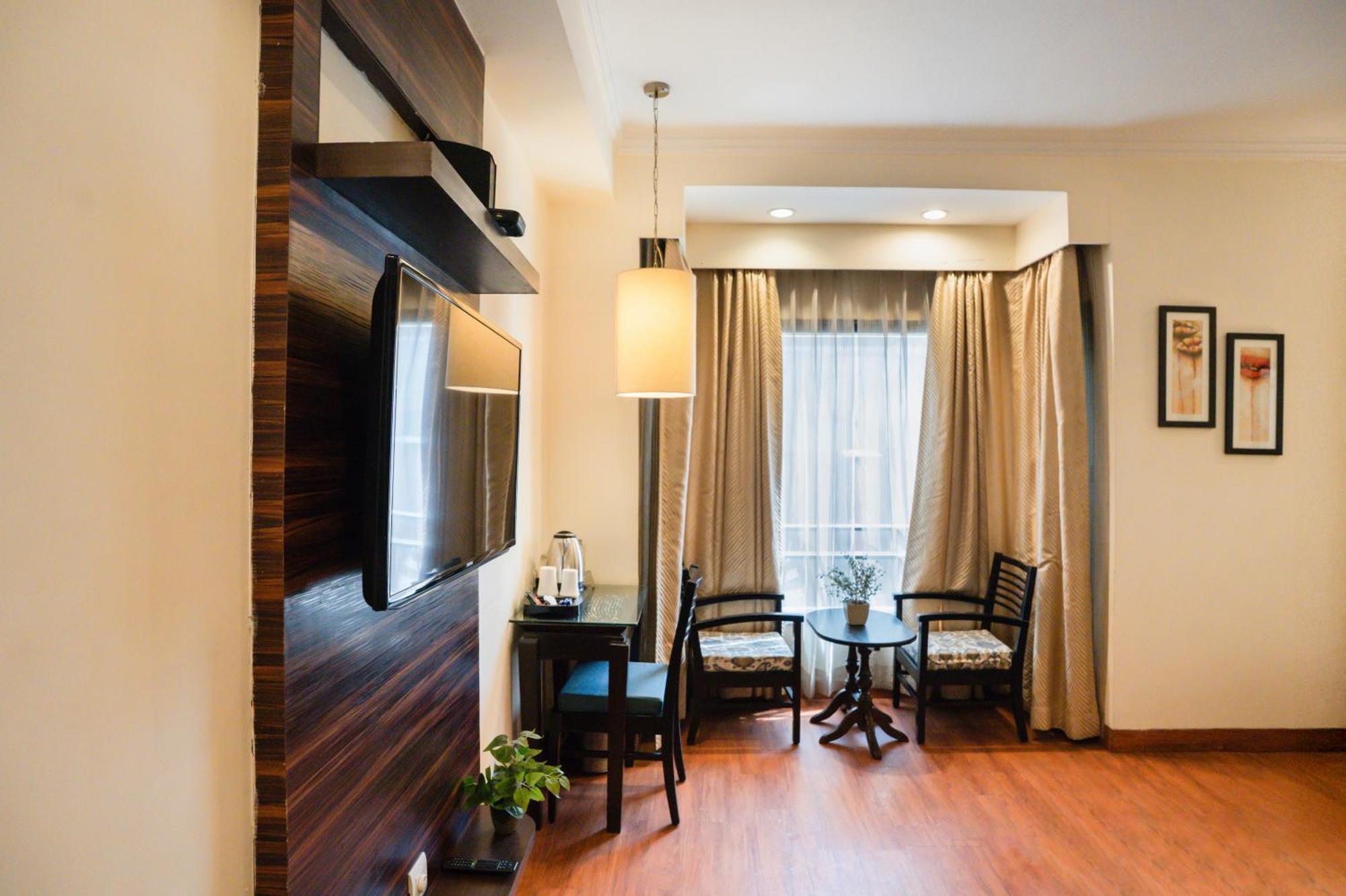 Ahuja Residency Cyber City II Gurgaon Luaran gambar