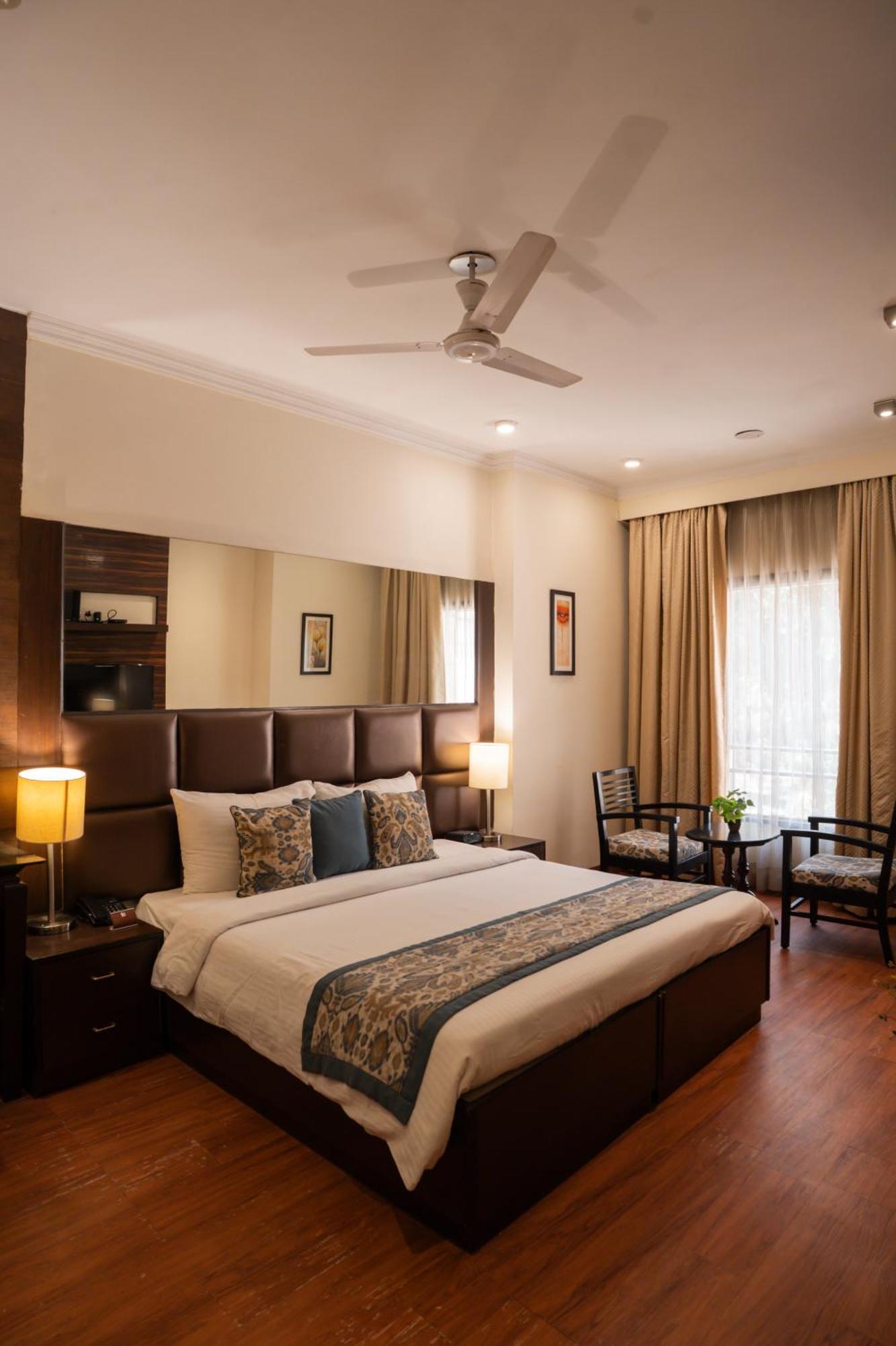 Ahuja Residency Cyber City II Gurgaon Luaran gambar