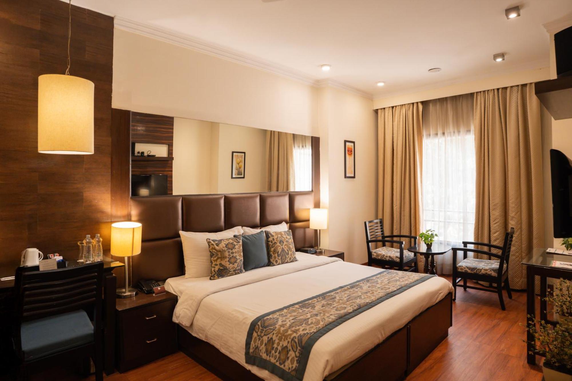 Ahuja Residency Cyber City II Gurgaon Luaran gambar