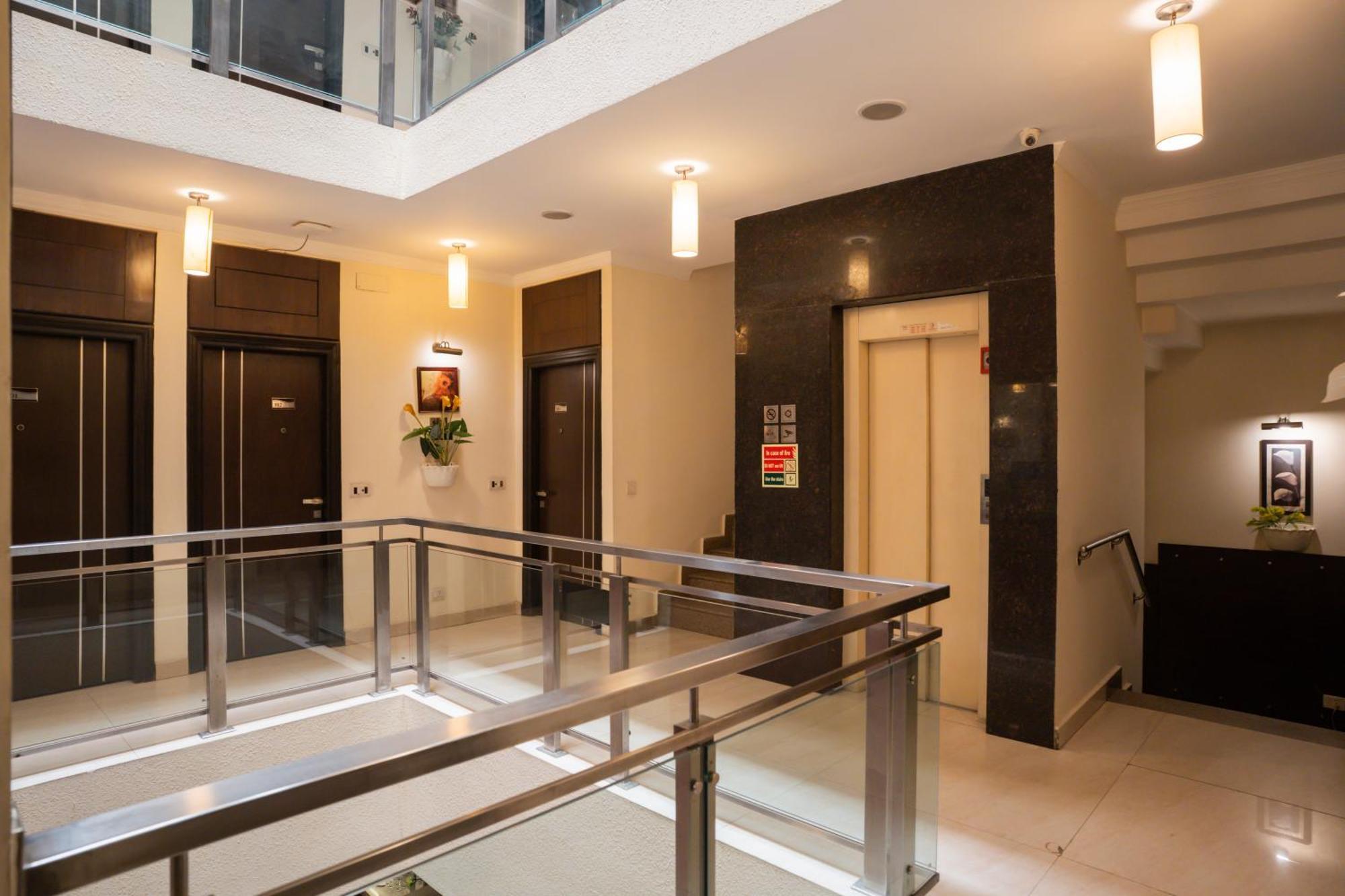Ahuja Residency Cyber City II Gurgaon Luaran gambar